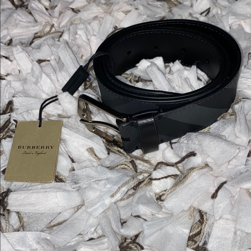 Black & Gray Burberry belt